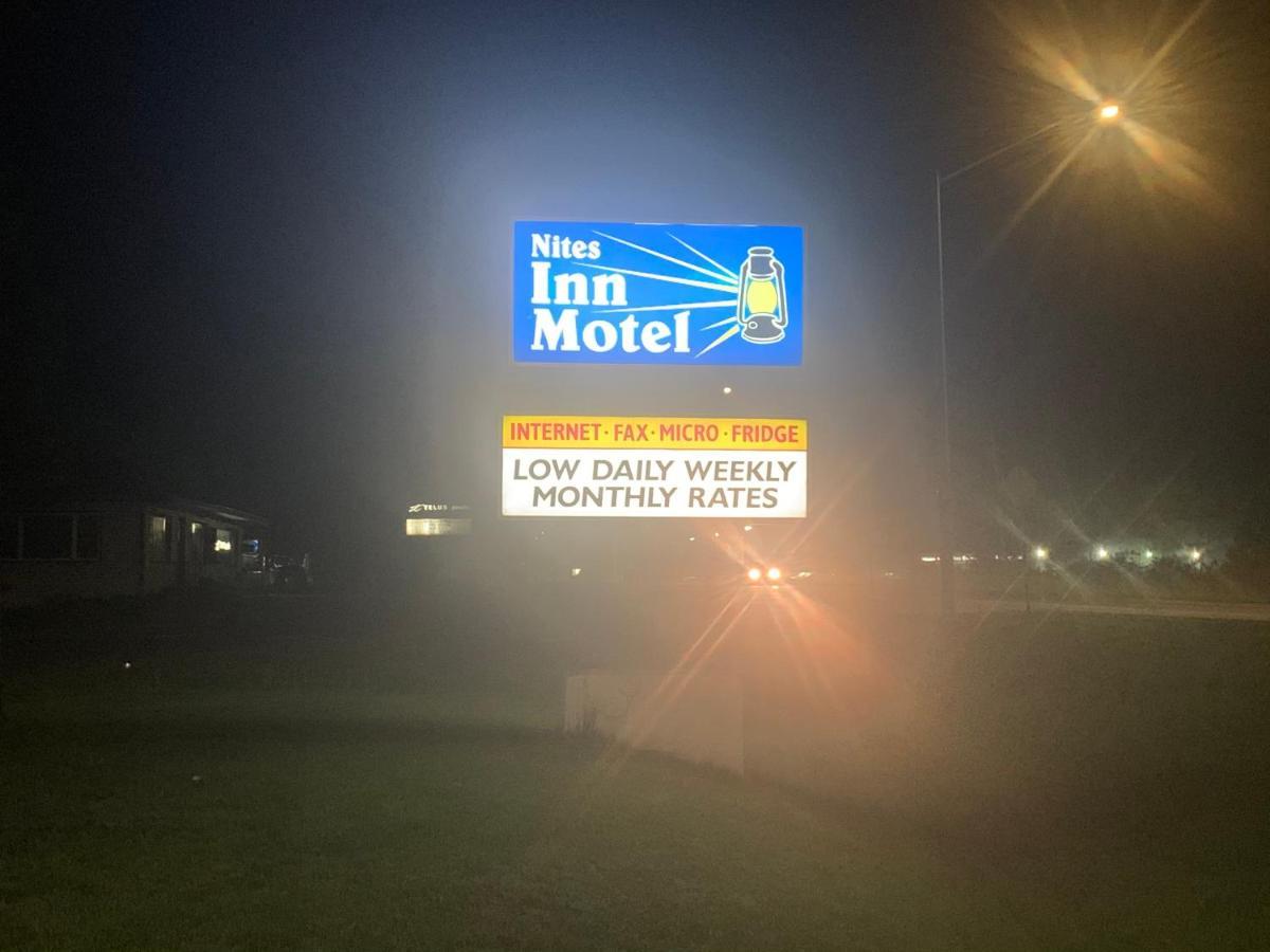 Nites Inn Motel Cornwall Esterno foto